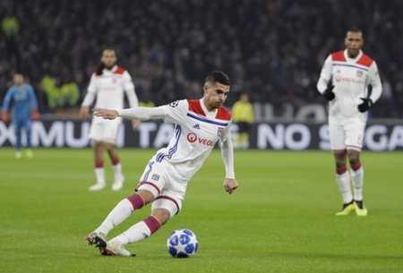 我们从多个 我们从多个