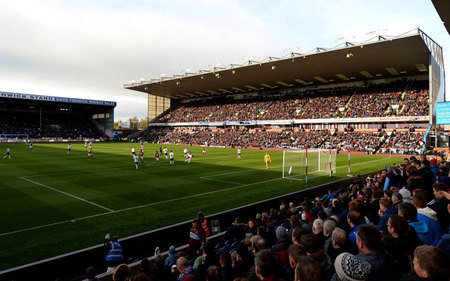 孔帕尼在伯 孔帕尼在伯